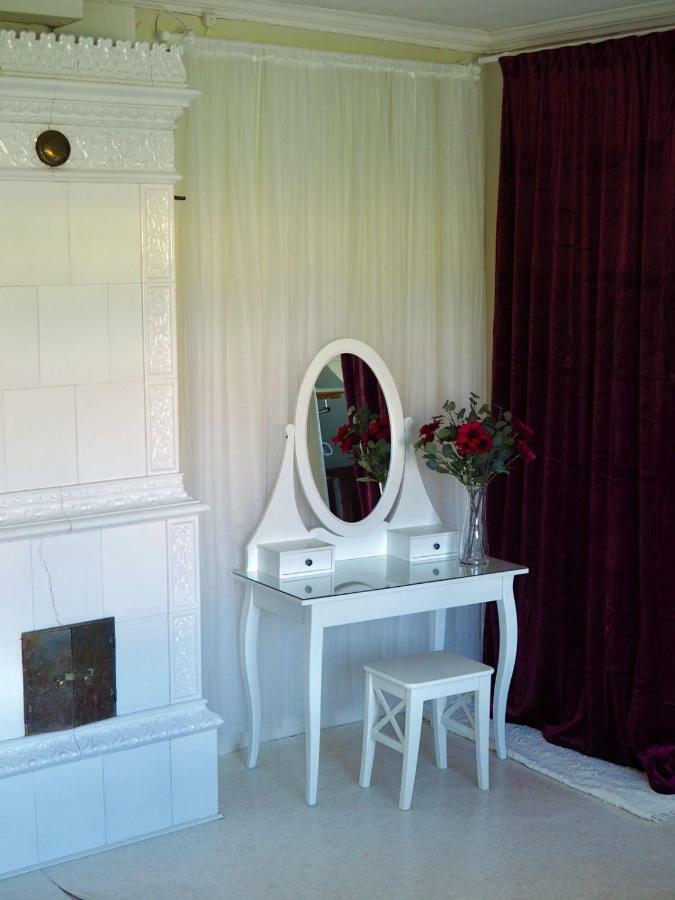 Orsastuguthyrning-Kyrkbyn Villa Buitenkant foto